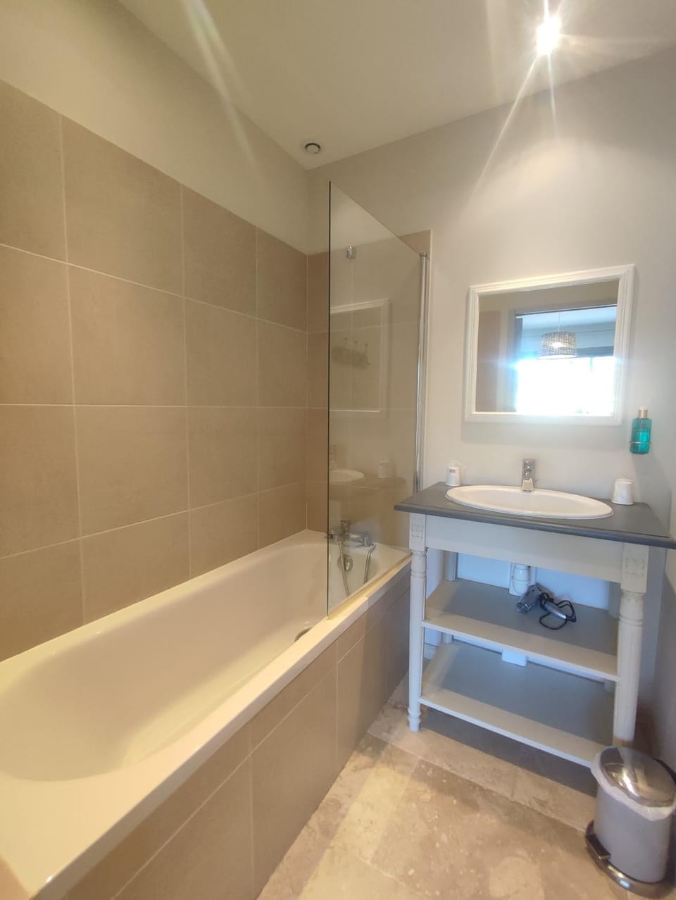 Bathroom, Bath
