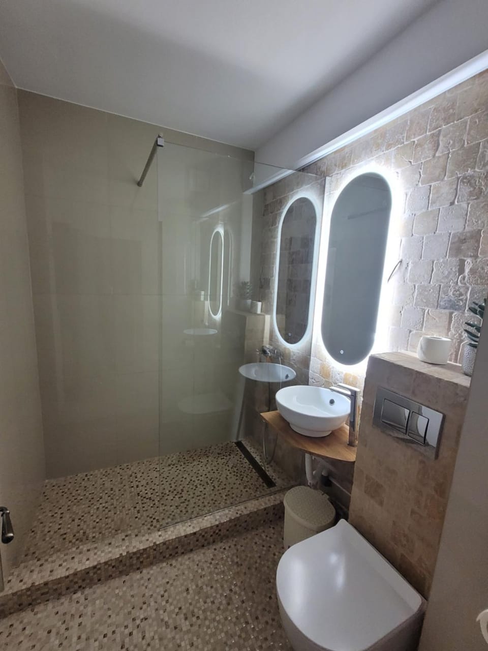 Apartament TREI Apartment in Constanta
