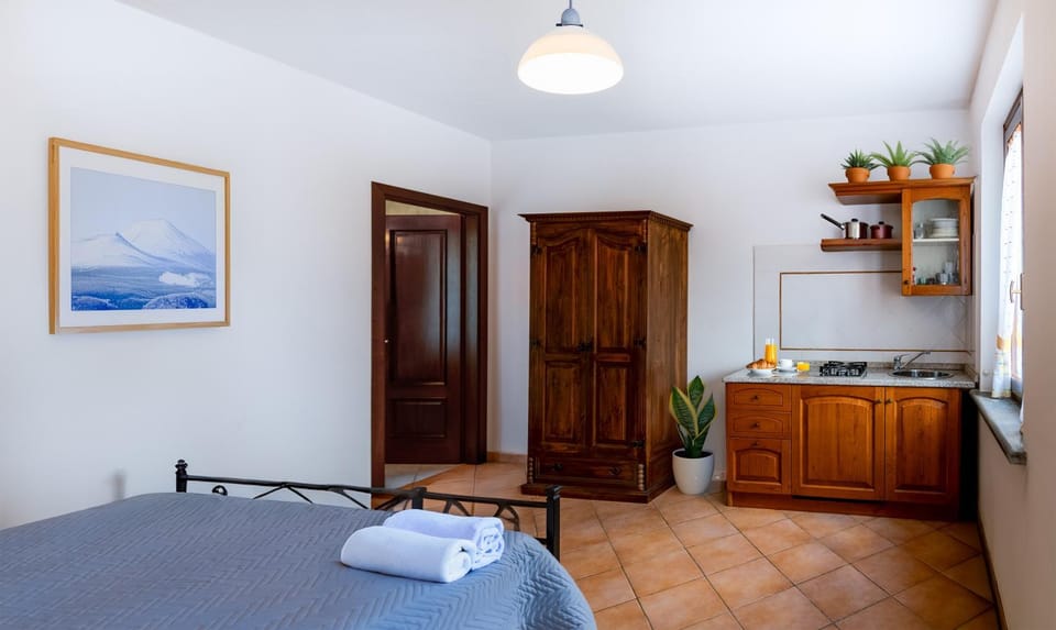 Kitchen or kitchenette, Photo of the whole room, Bedroom, wardrobe