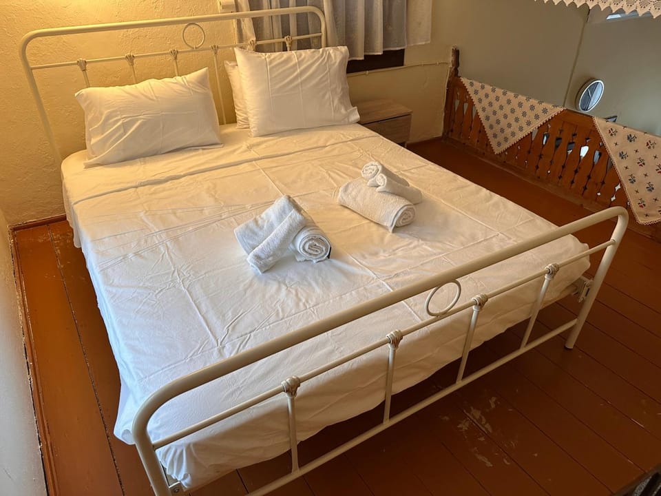 Everlasting Blue House in Karpathos, 857 00, Greece