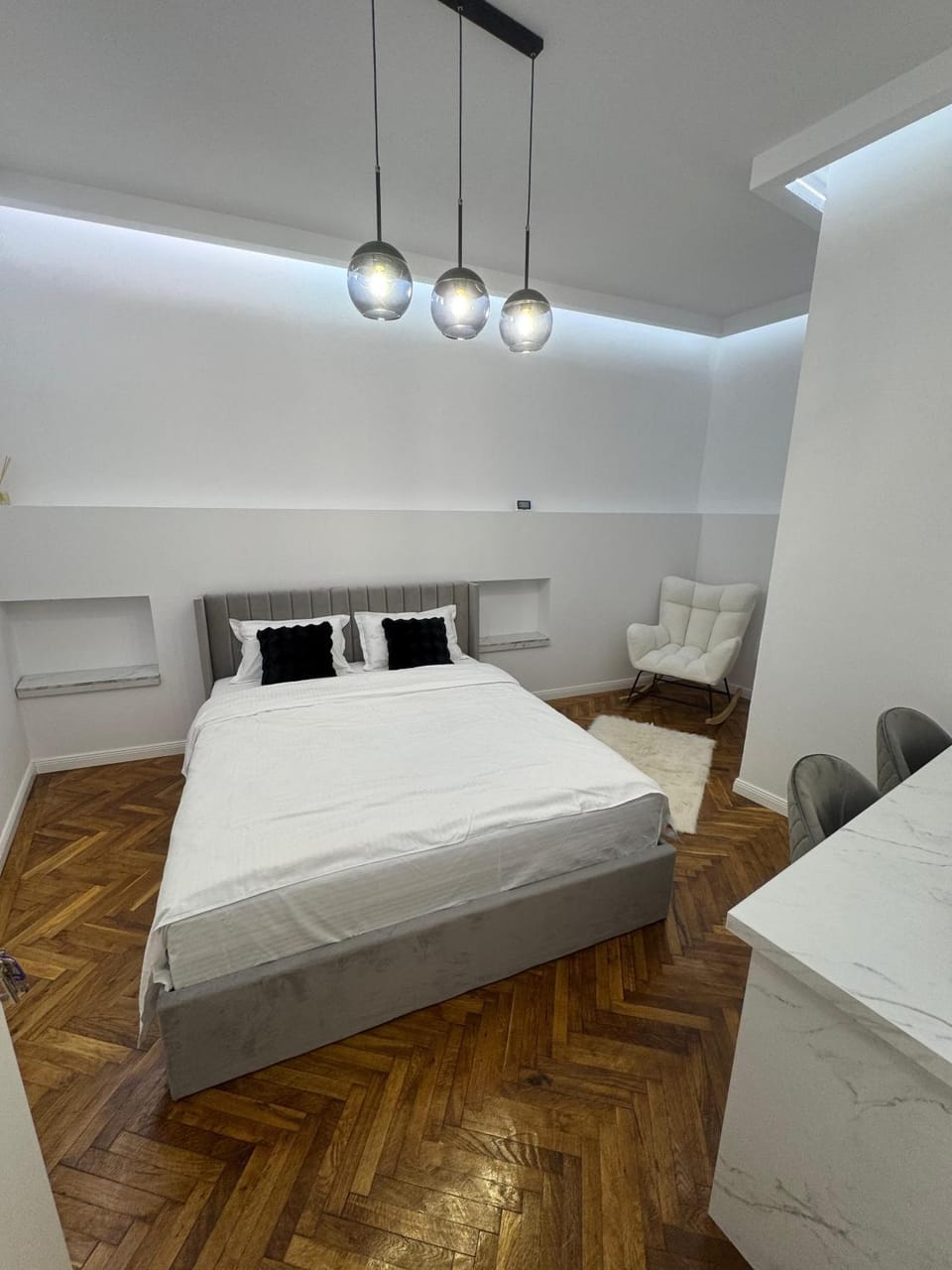 FLH - Central Oasis Studios Sibiu - Accommodation Near Big Square Apartment in Sibiu