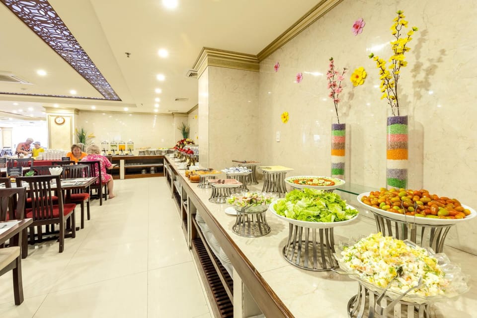 Restaurant/places to eat, Restaurant/places to eat, Food and drinks, Food, Breakfast, Continental breakfast, Buffet breakfast