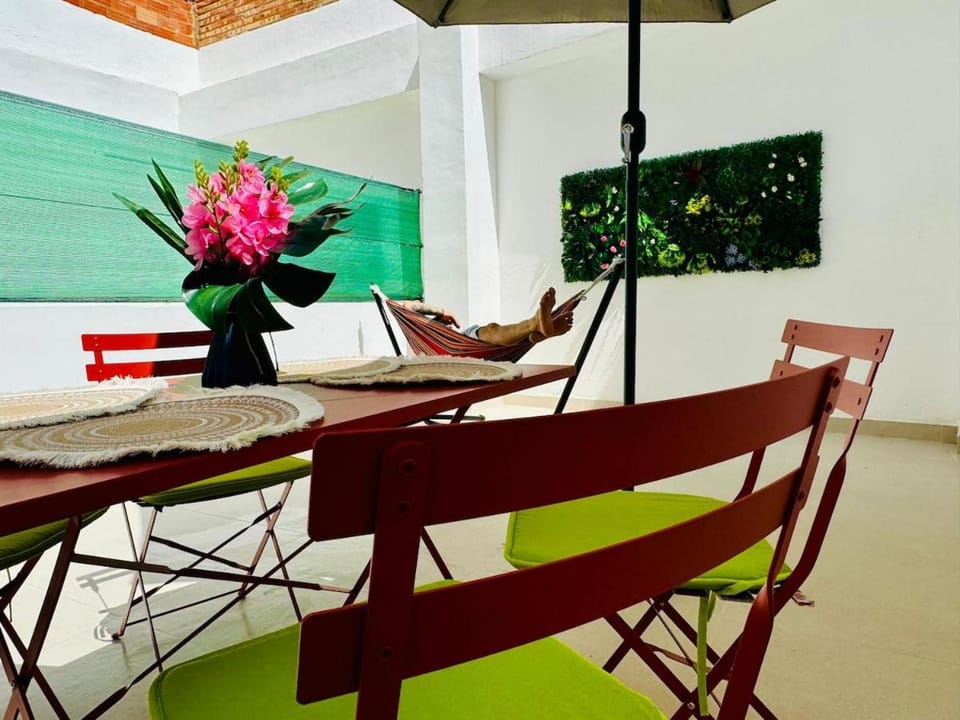 PLANAS 3 Designer Aparment with Terraza in Ruzafa SOHO Apartment in Valencia