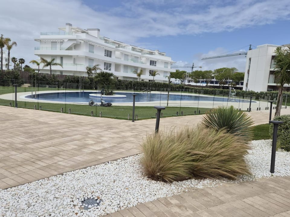 Spring, Day, Pool view, Swimming pool