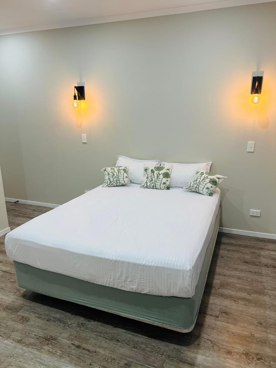 Modern One Bedroom Unit with Private Entrance Near Hunua Falls Bed and Breakfast in Waikato