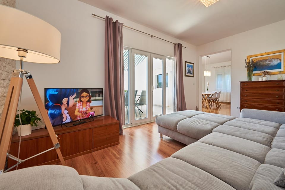 Apartmani Sara i Klara Apartment in Trogir