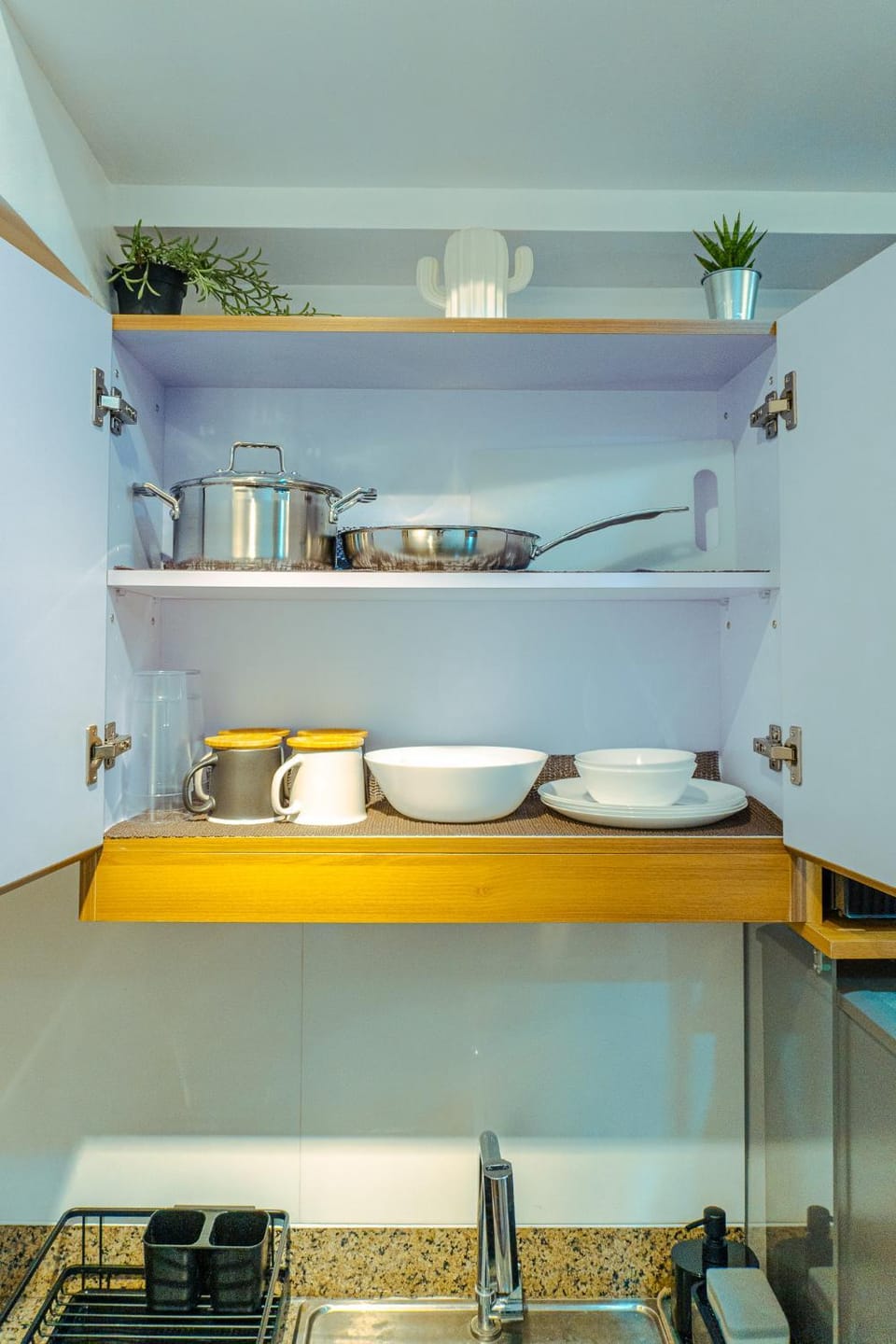 Consider It Yours - Stay Cozy with City Views Apartment in Pasig