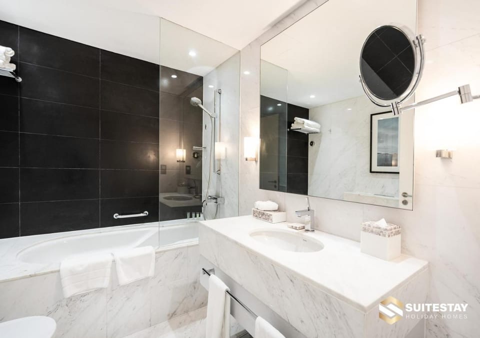 Shower, Bathroom, Bath, towels