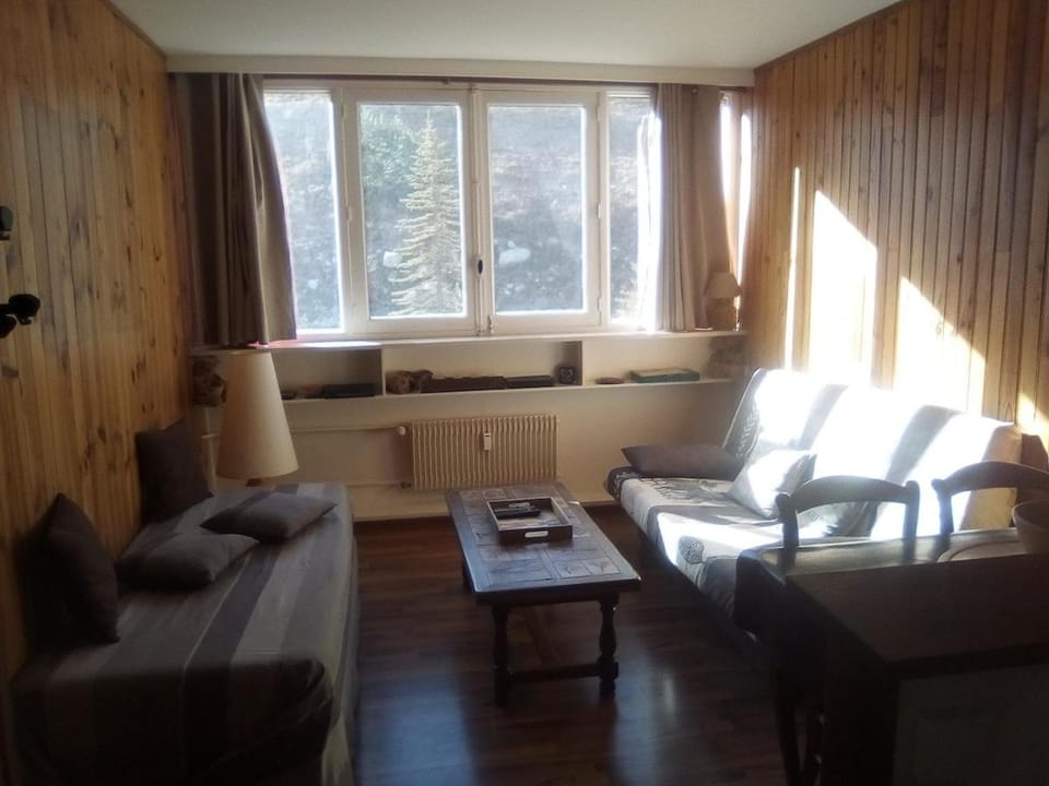 Joli studio aux pieds des pistes Apartment in Allos