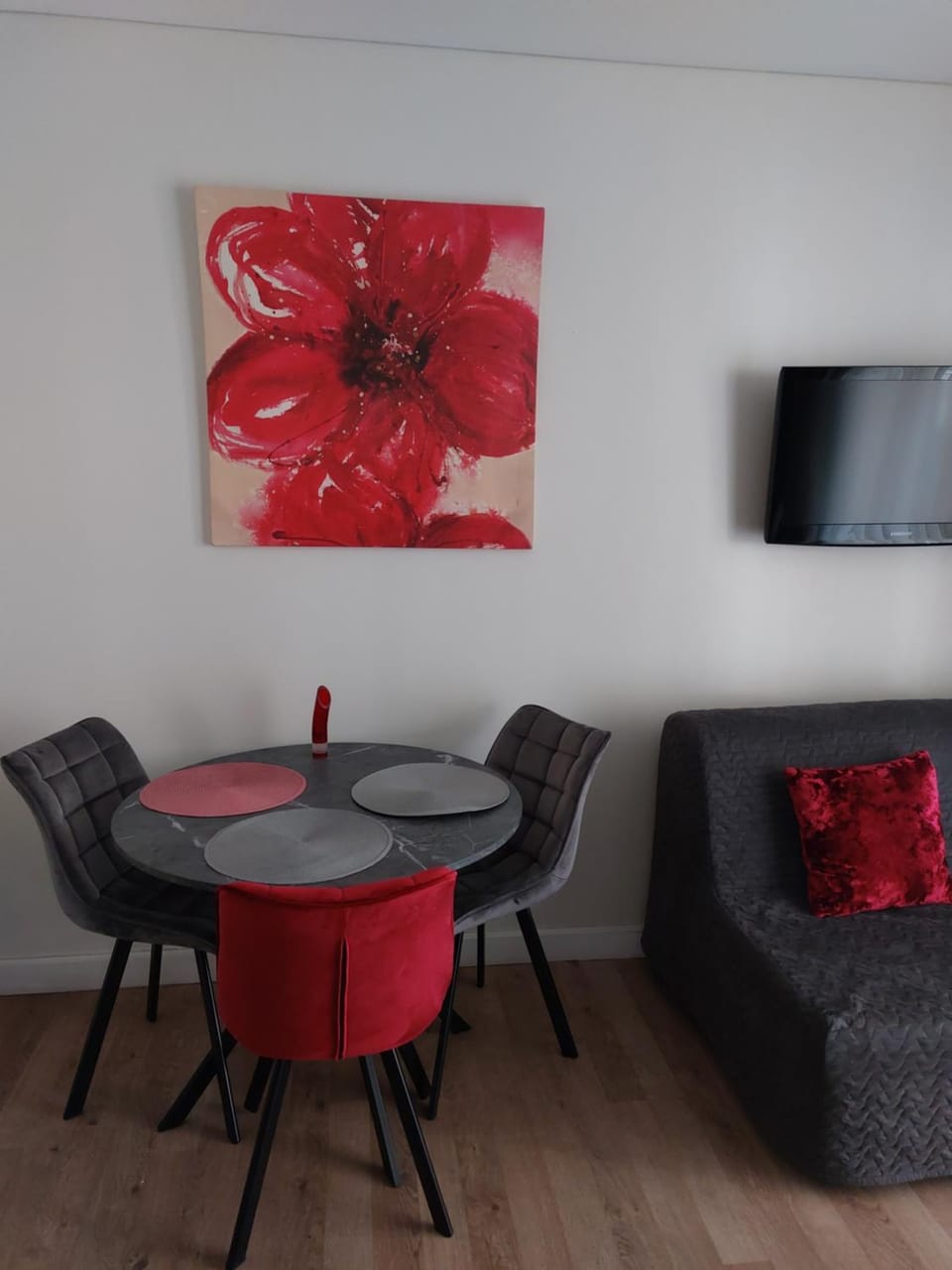 Living room, Dining area
