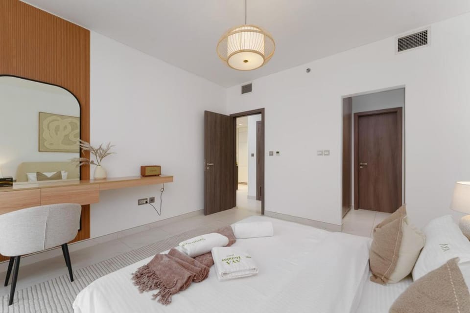 Luxury 1BR in District One with Lagoon Views Apartment in Dubai