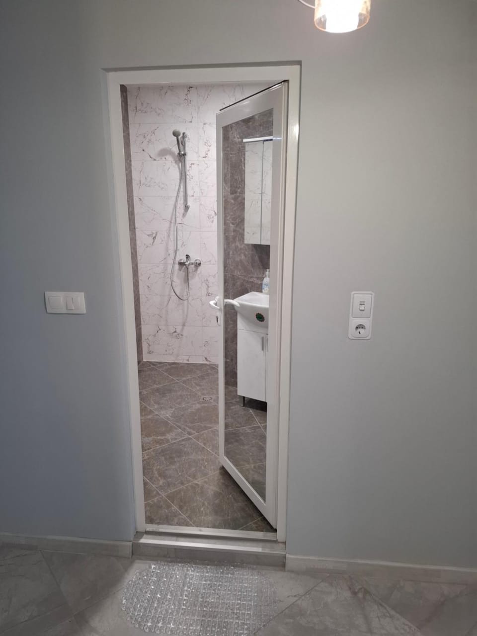 Shower, Bathroom