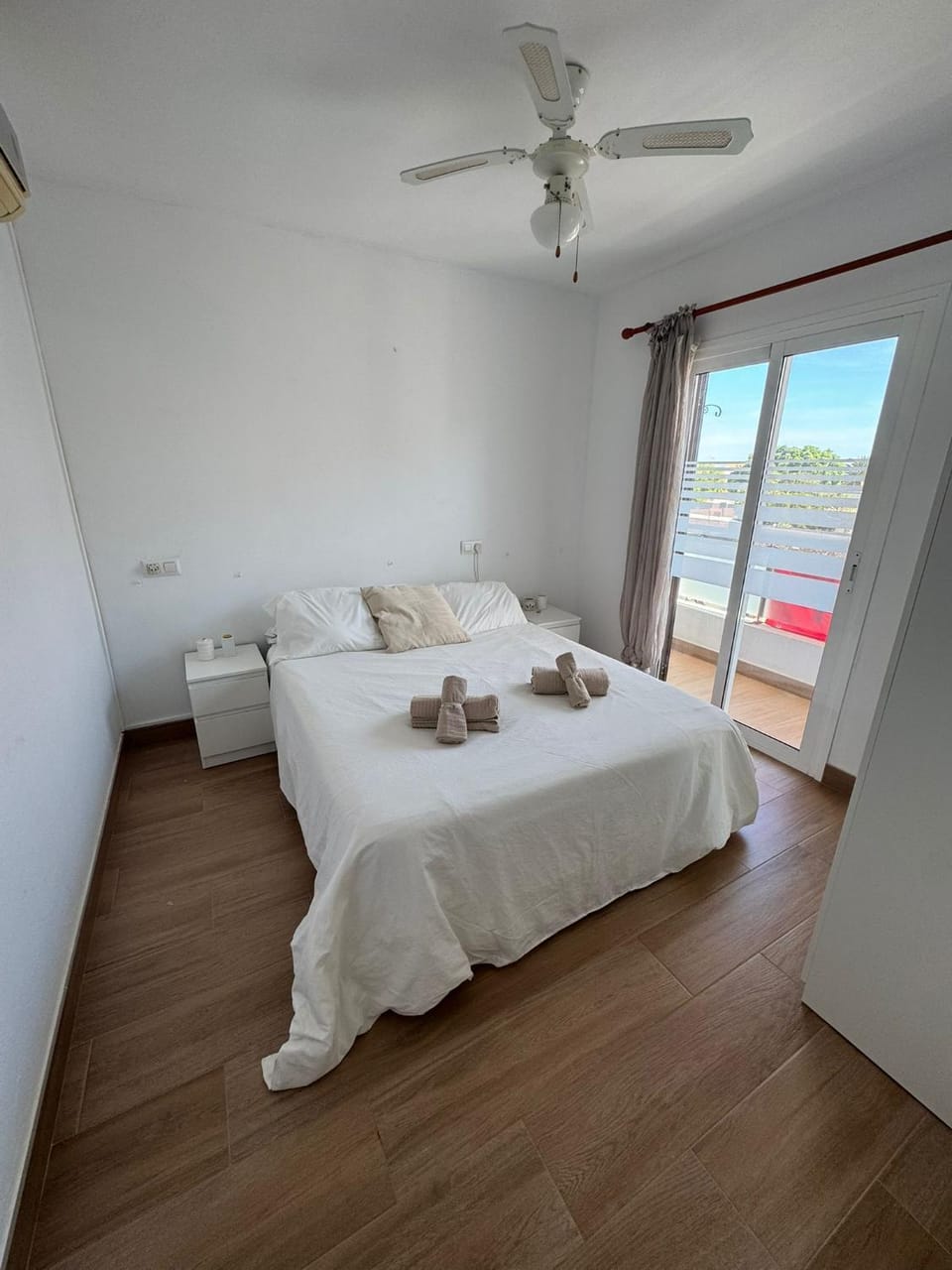 Can Xubec House in Cala en Bosc