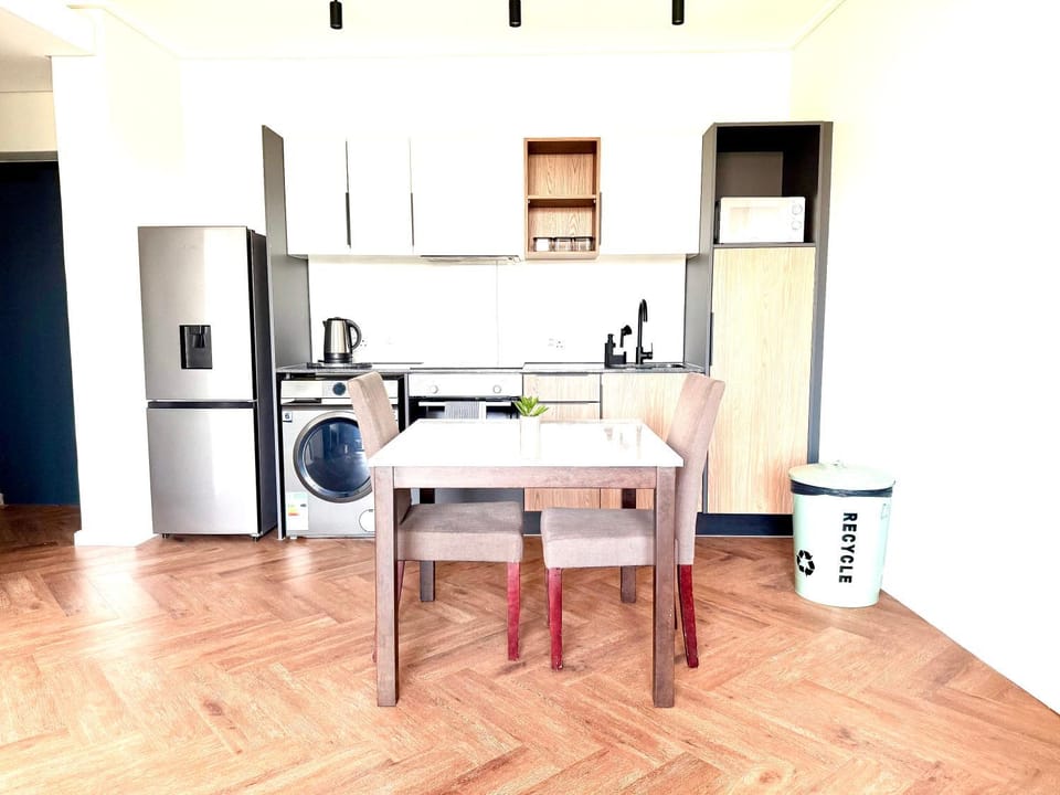 Modern chic at On park Century City near Canal Walk Apartment in Cape Town