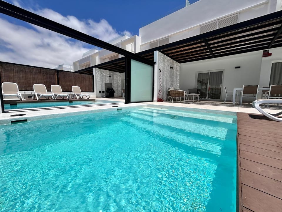 Casa Jona - By AZ Rentals - 2 adjacent independent villas House in Playa Blanca