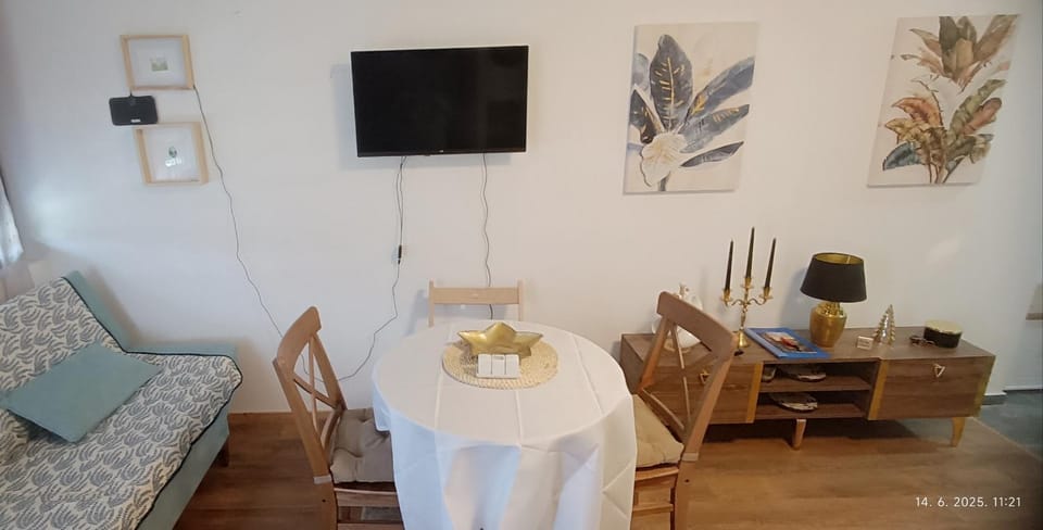 Apartman ORHIDEJA Apartment in Serbia