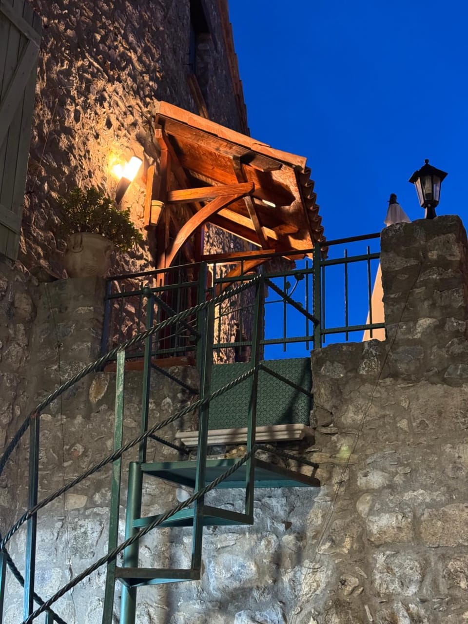 Night, Balcony/Terrace