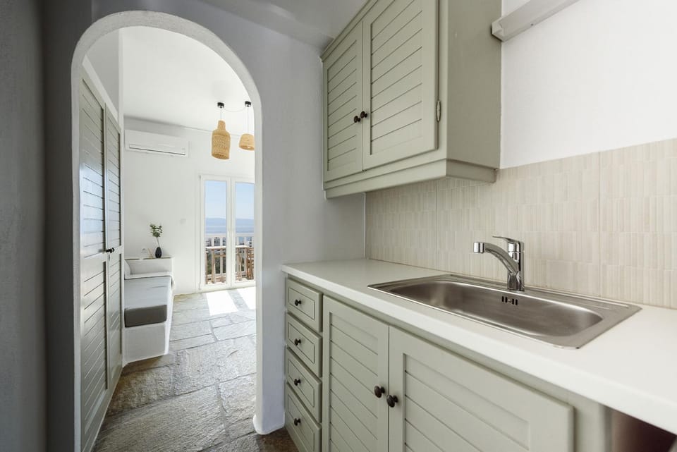 Kitchen or kitchenette, stove