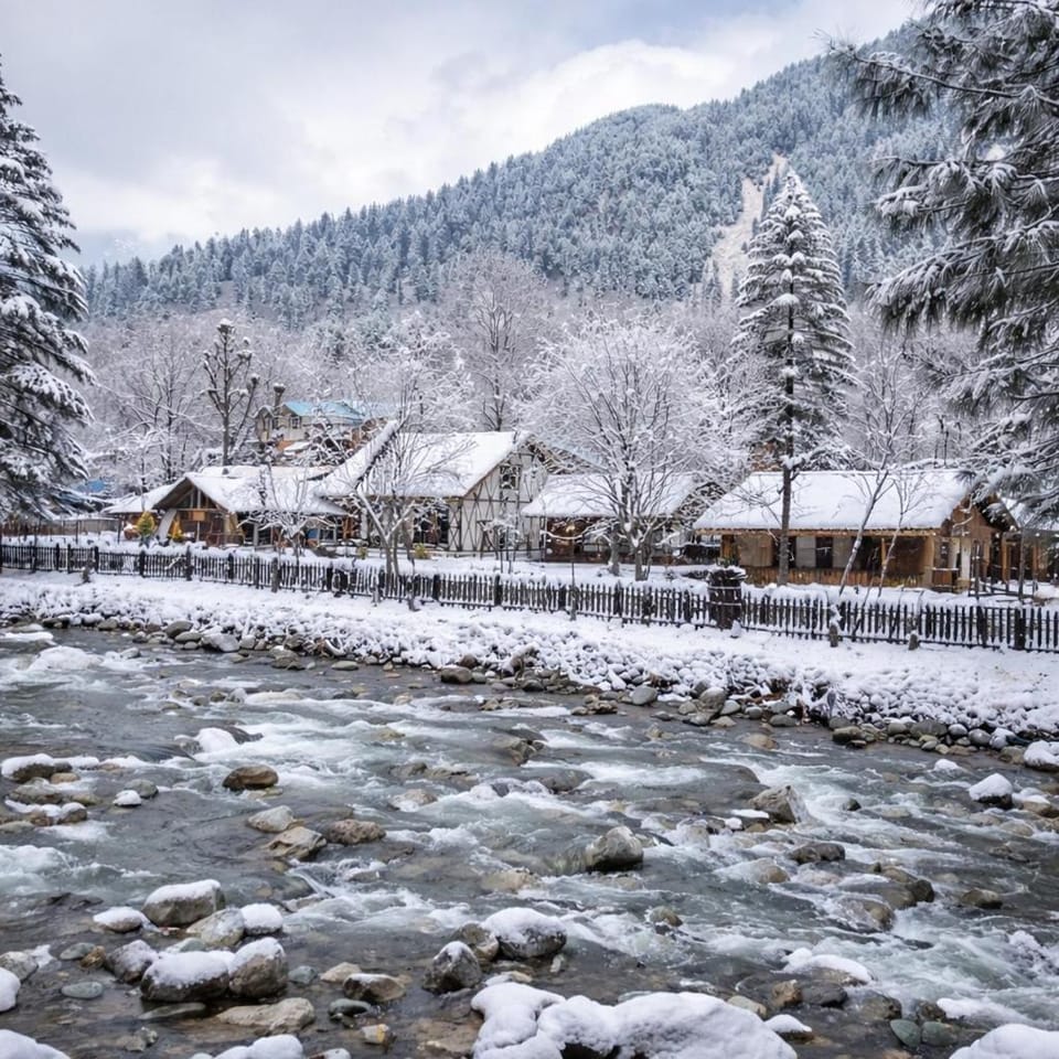 Natural landscape, Winter, Mountain view, River view