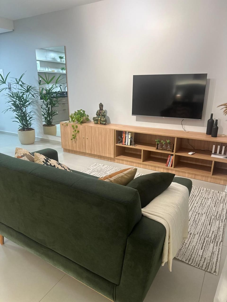 TV and multimedia, Seating area