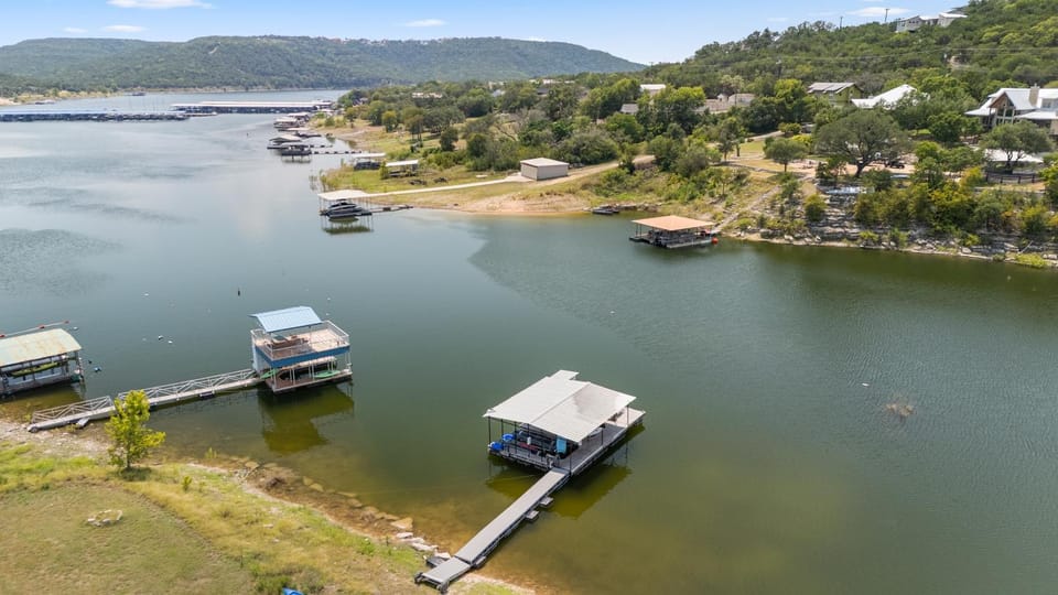 Bird's eye view, Lake view, River view