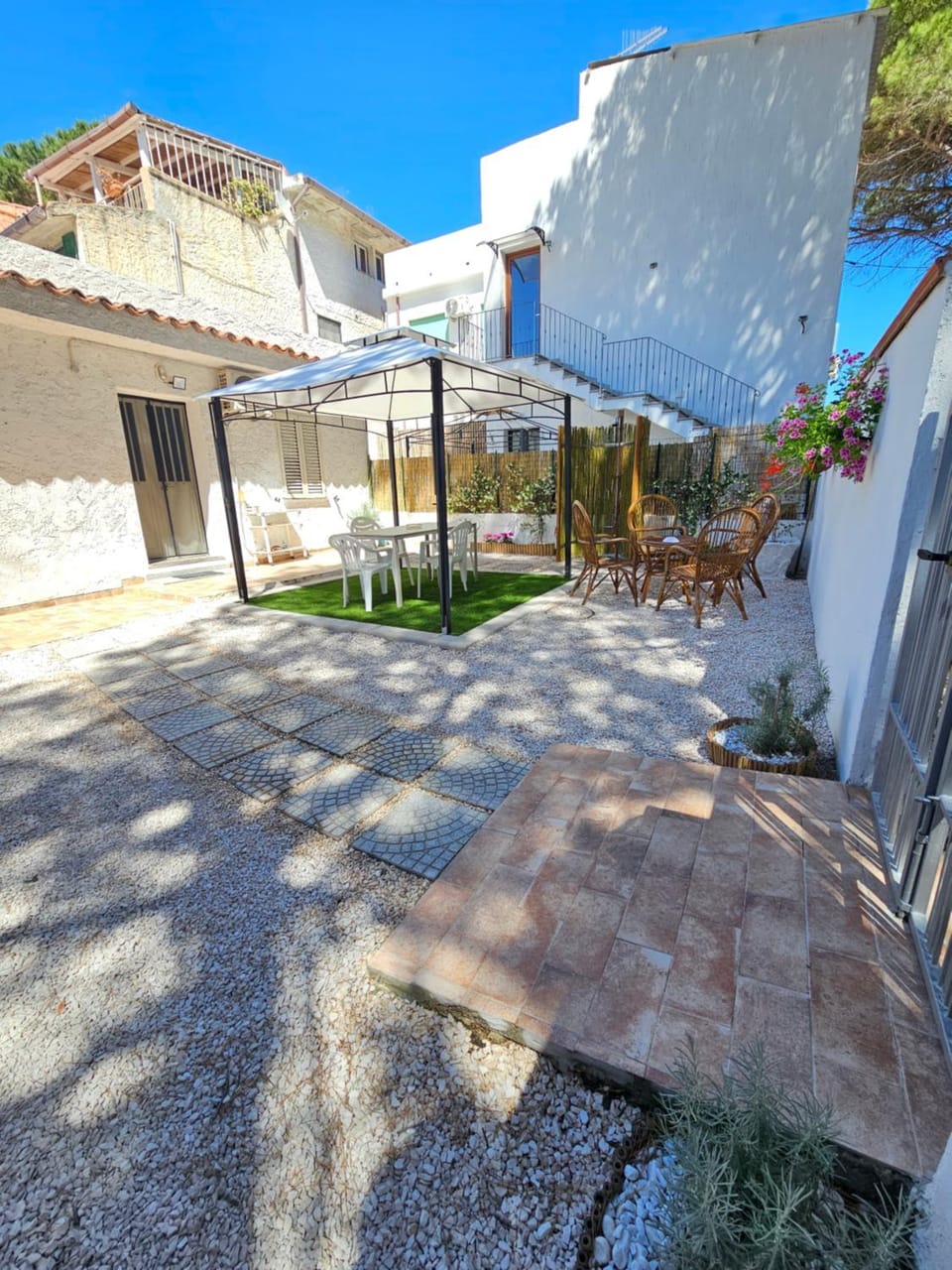 Casa Elicriso House in La Caletta