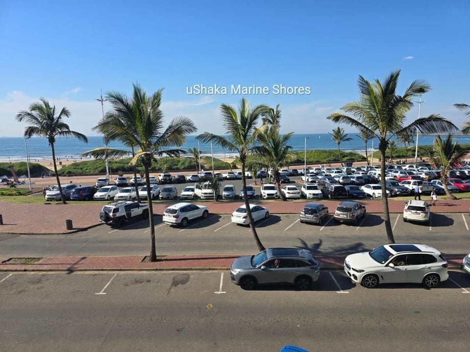 uShaka Marine Shores - Beachfront Stay with Sea Views Apartment hotel in Durban