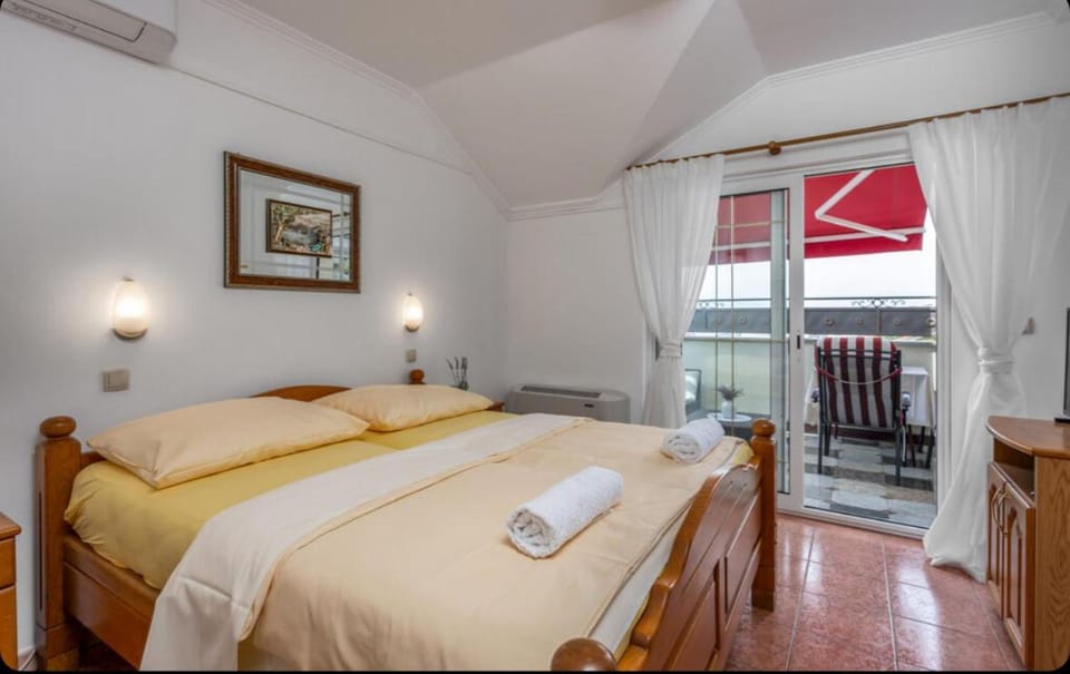 Villa Ana Selce s panoramskim pogledom na more Apartment in Primorje-Gorski Kotar County