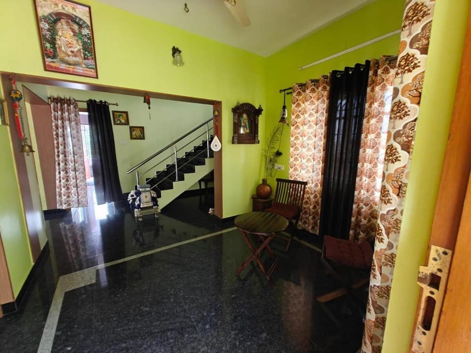 Marshal's Den Near Isha Yoga Villa in Maharashtra