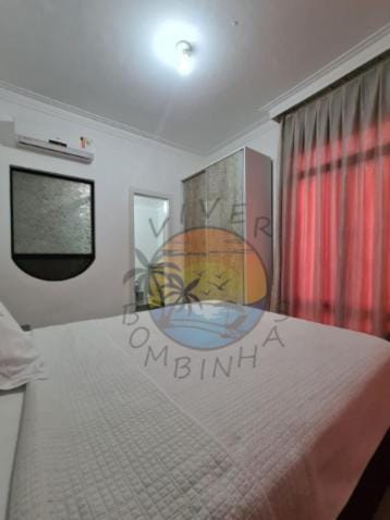 Triplex Alto Padrão Beira Mar Próximo a Comércio em Geral com 04 Dormitórios Apartment in Porto Belo