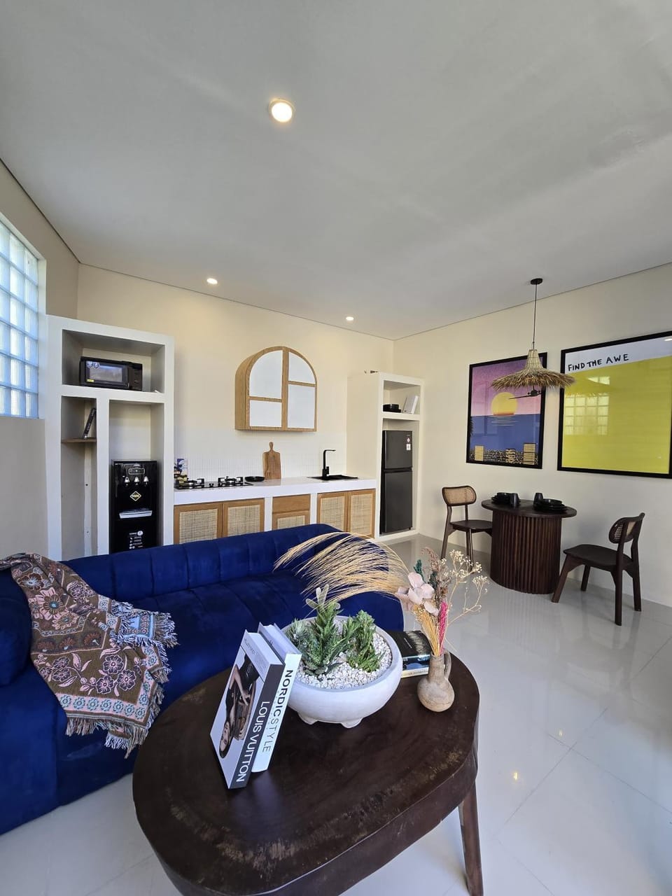 Kitchen or kitchenette, kitchen