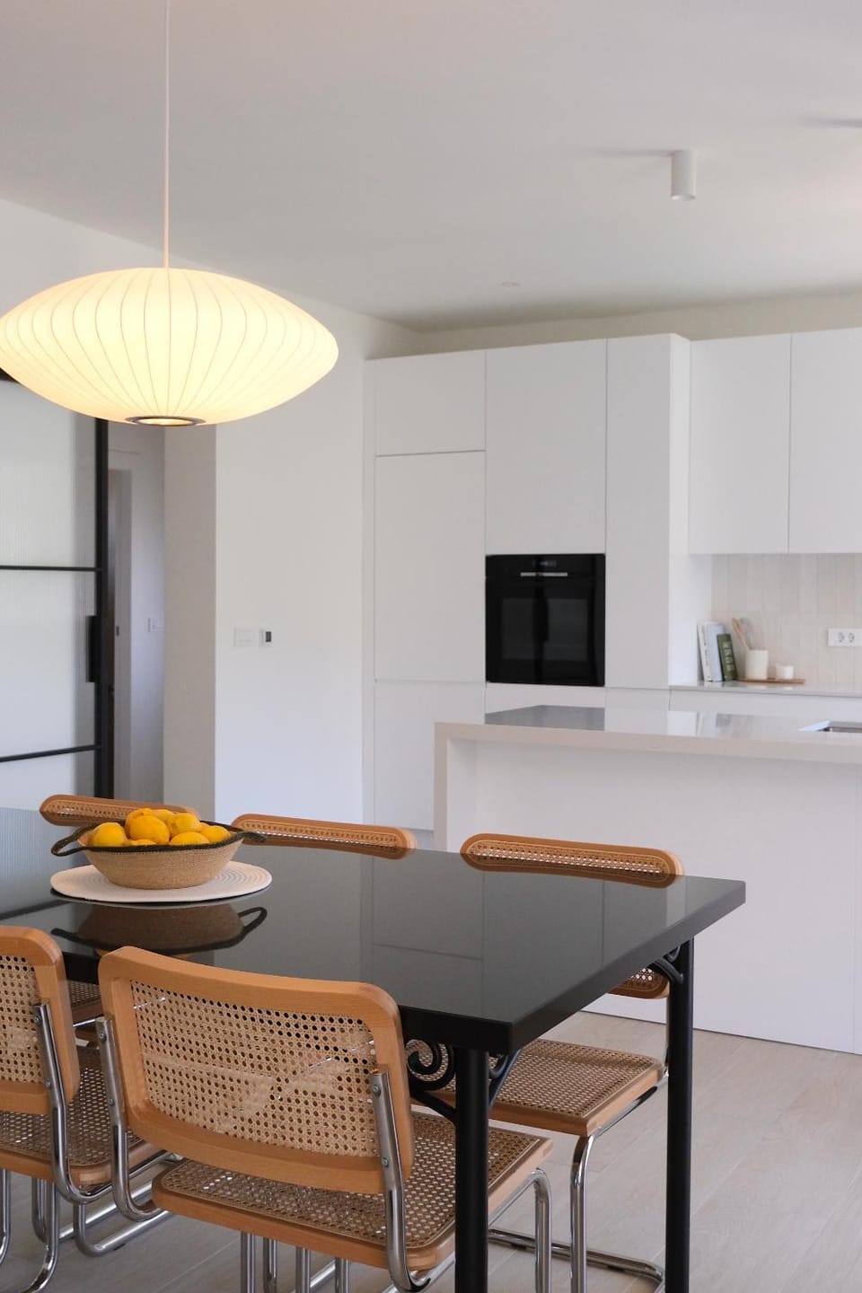 Kitchen or kitchenette, Dining area, oven, stove