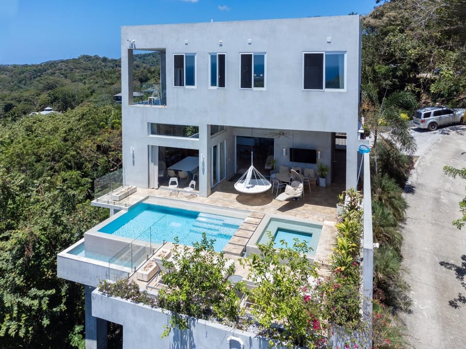 Todo es Posible home House in Bay Islands Department