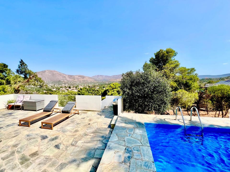 Patio, Garden, Balcony/Terrace, Mountain view, Pool view, Swimming pool, Swimming pool