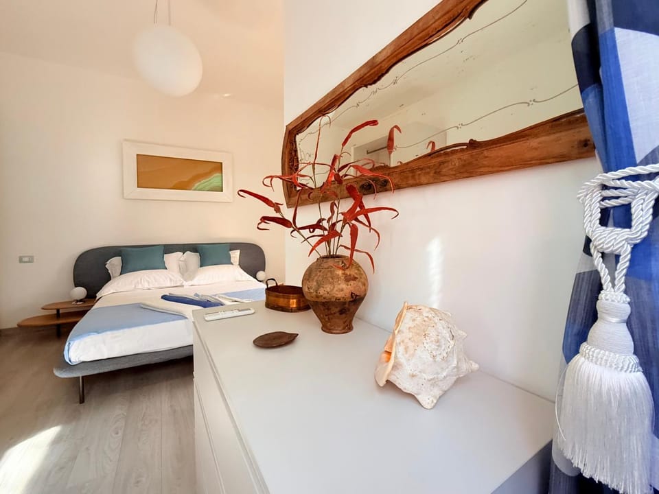 B&B Edda Maison Centralissimo sul Lungomare con Posto Auto e Giardino Privato Bed and Breakfast in Sperlonga