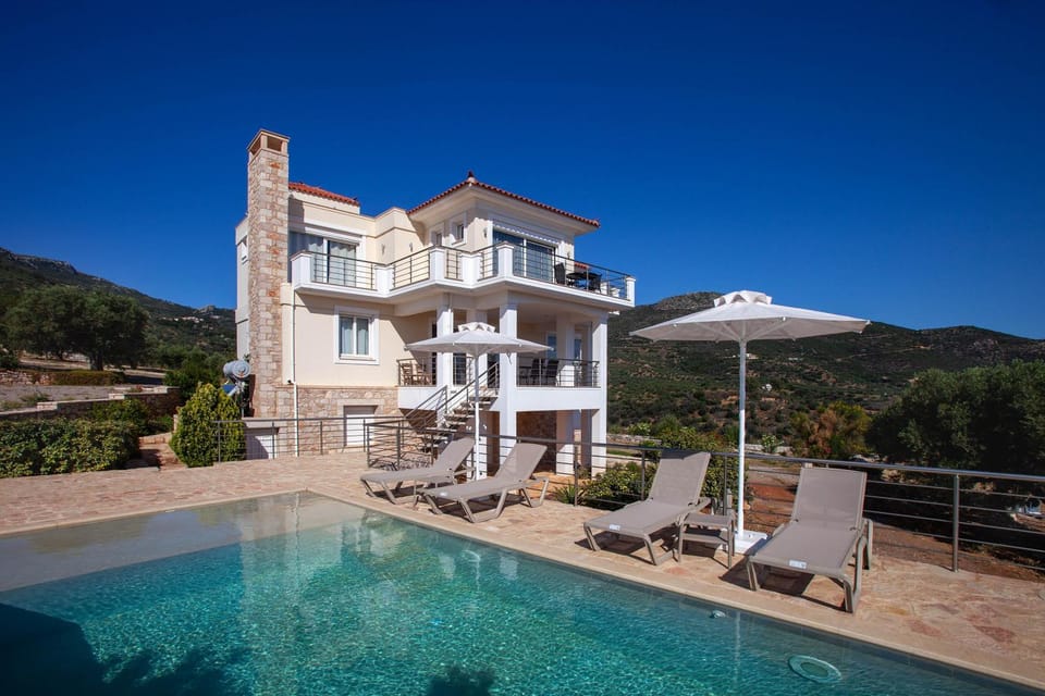 Property building, Pool view, Swimming pool, sunbed