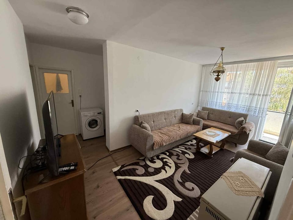 2 BR apartment - center of Mitrovica Apartment in Serbia