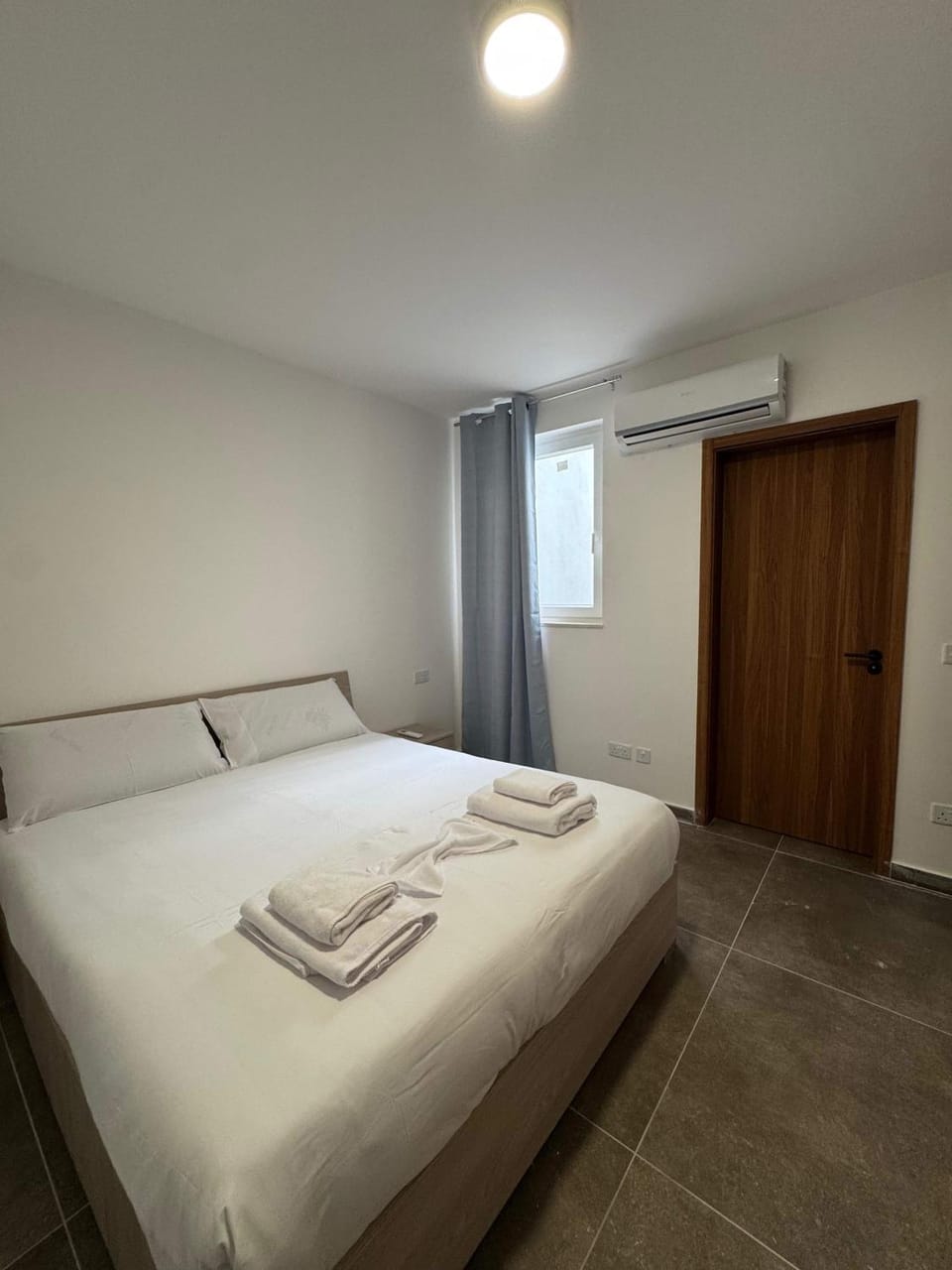 Spacious Stay 2 Bed with Terrace - by HostMT Apartment in Malta