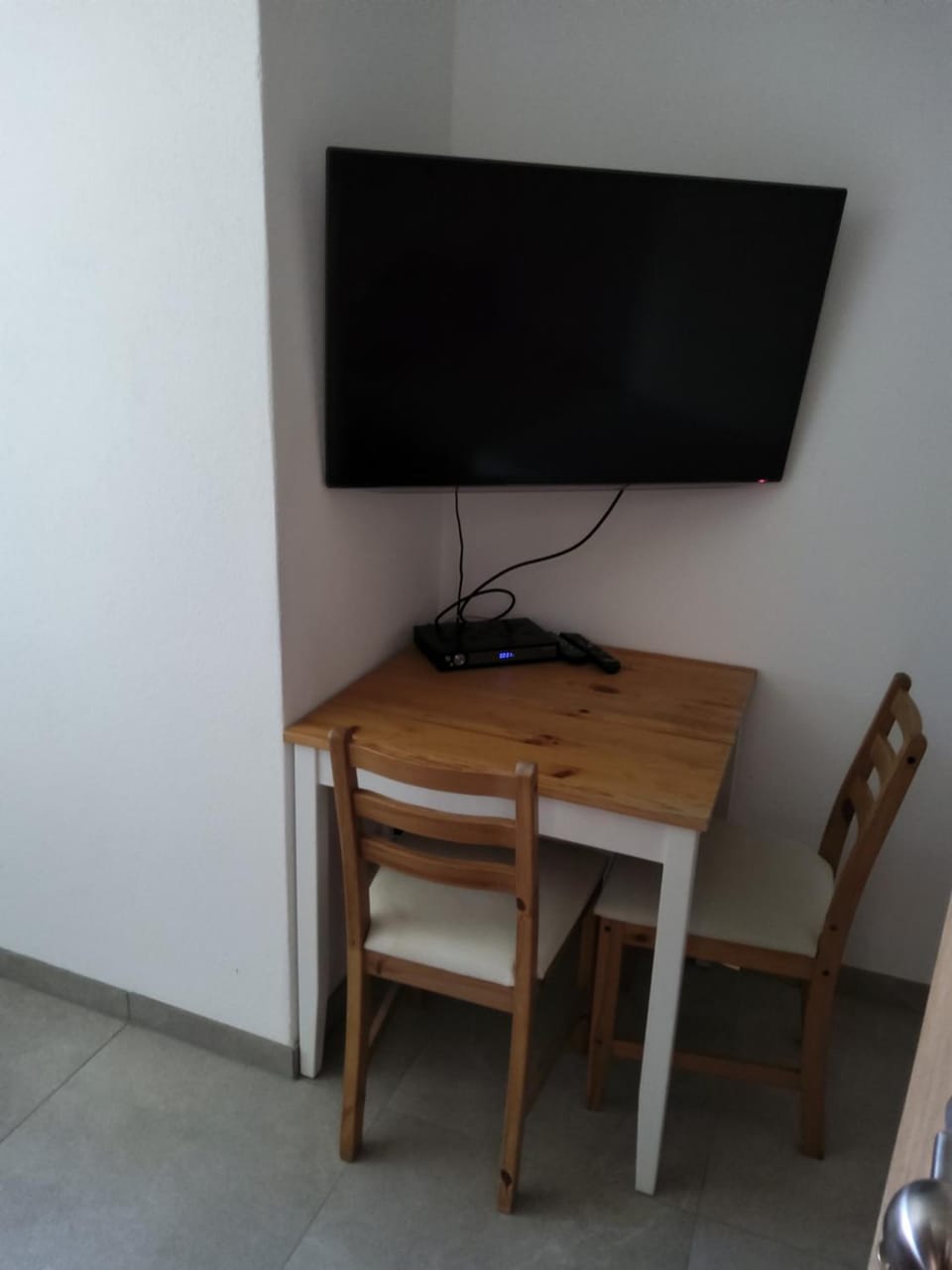 TV and multimedia, Dining area