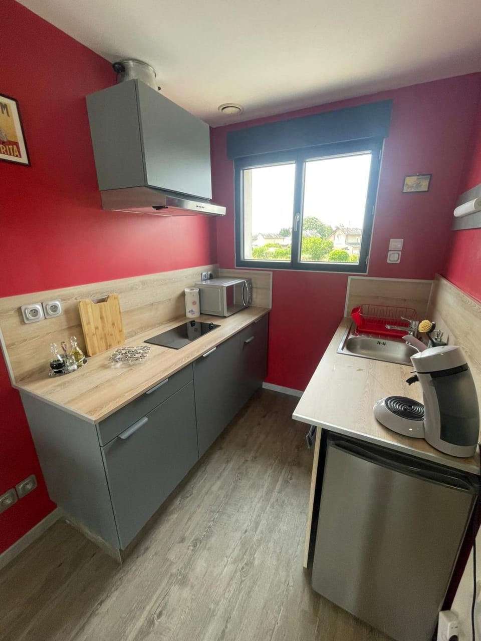 Kitchen or kitchenette