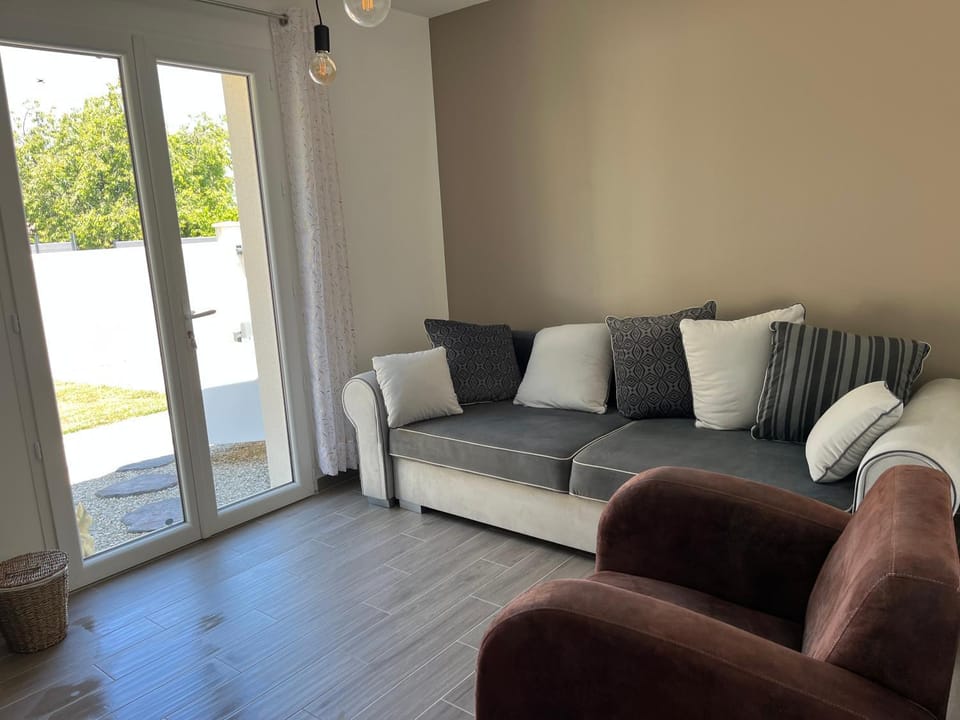 chambre d'hotes Les 3 moineaux Bed and Breakfast in Nouvelle-Aquitaine