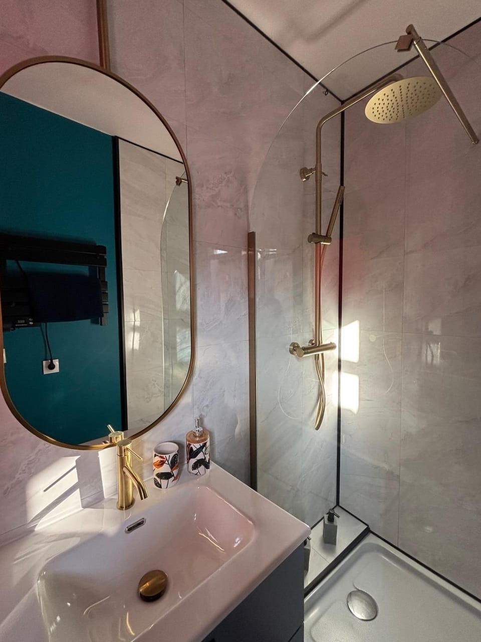Shower, Bathroom