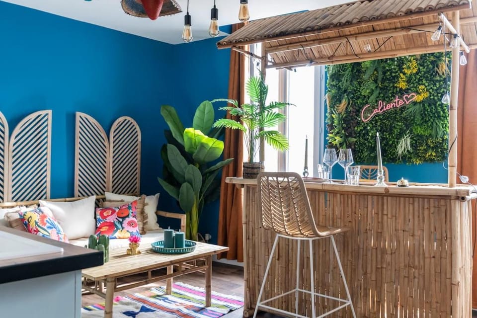 La Caliente Love Room avec Balneo Privative Apartment in Gujan-Mestras