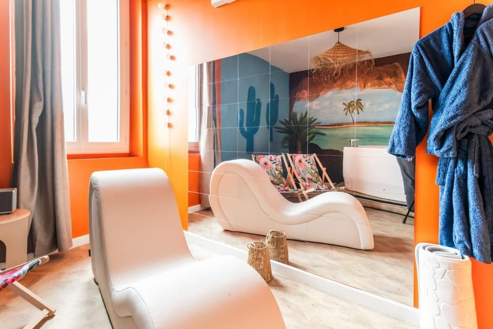 La Caliente Love Room avec Balneo Privative Apartment in Gujan-Mestras