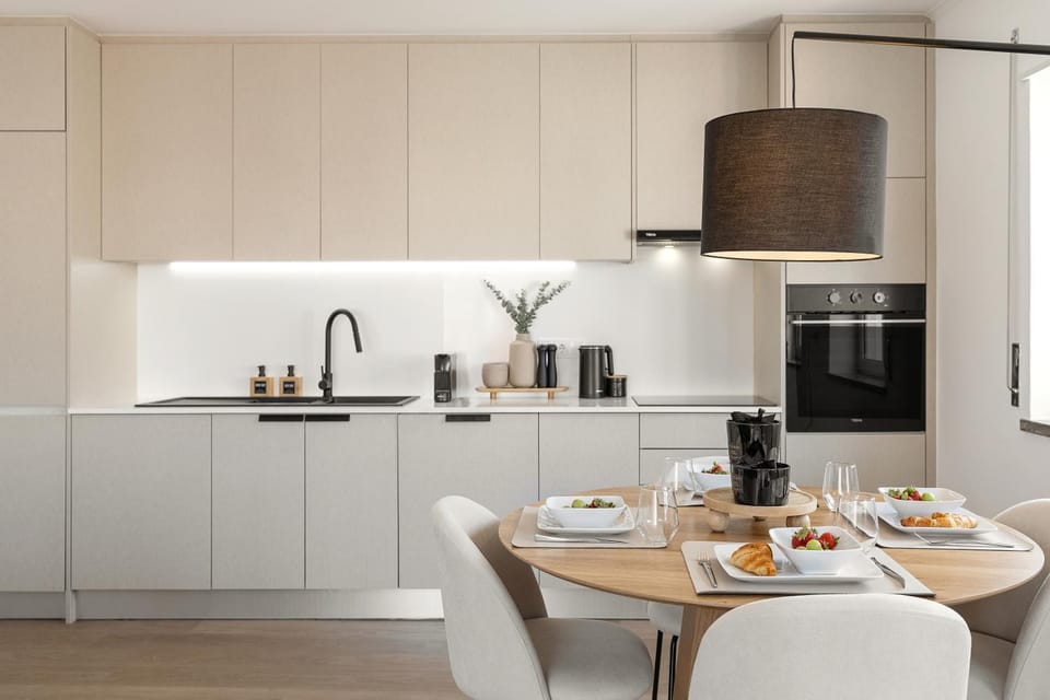 Dining area, microwave, oven, stove, kitchen