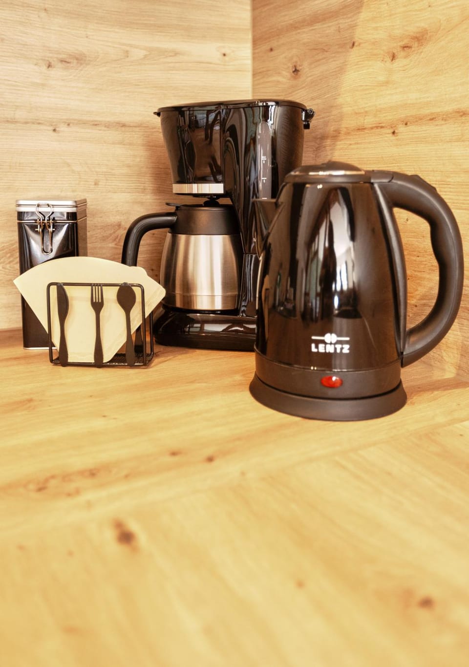 Coffee/tea facilities, Kitchen or kitchenette