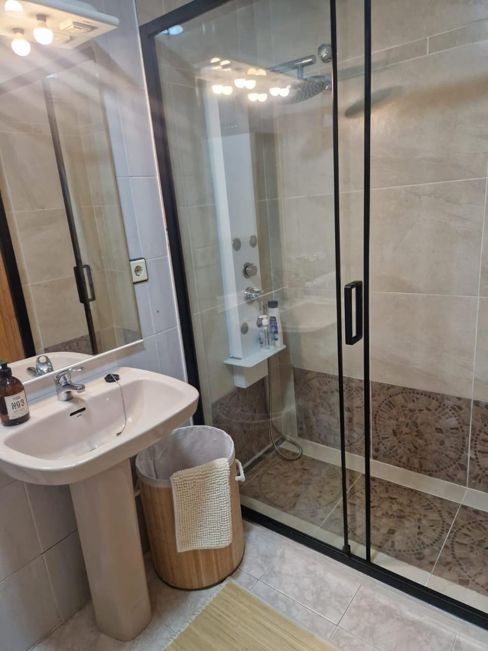 Shower, Toilet, Bathroom