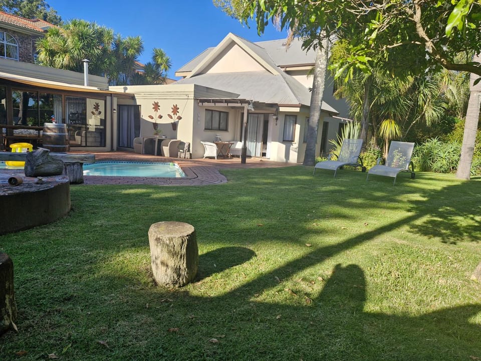 Day, BBQ facilities, Garden, Garden, Seating area, Pool view, Pool view, sunbed