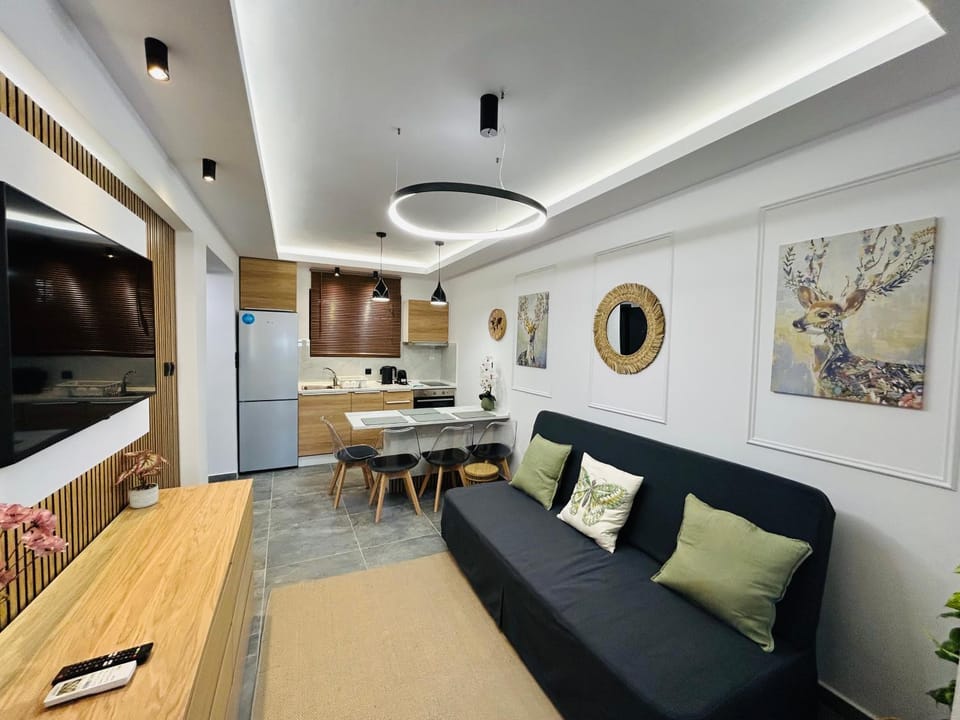 Avra House Nea Peramos Apartment in Nea Peramos