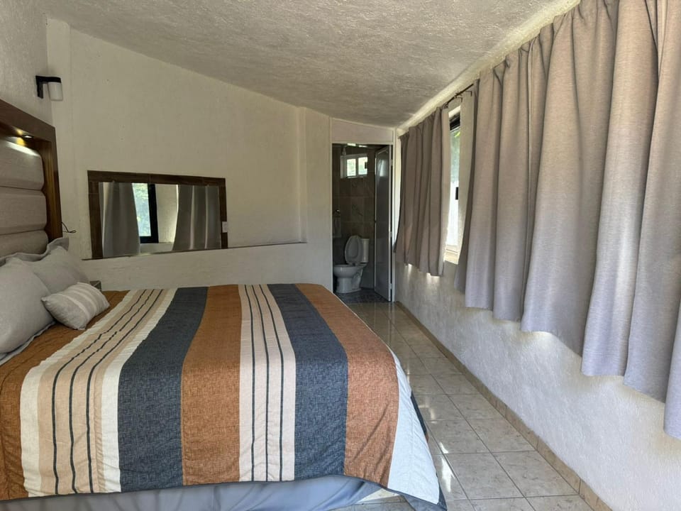 Habitaciones las cascadas Nature lodge in State of Mexico